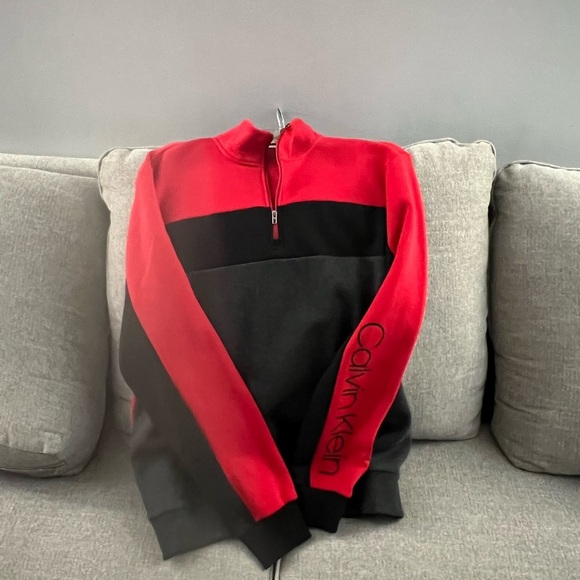 Calvin Klein Other - Pre Owned amazing condition mens large Calvin 1/4 zip​
